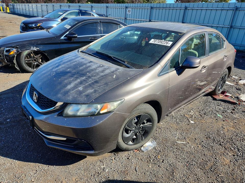 Продажа на аукционе авто 2013 Honda Civic, vin: 2HGFB2F5XDH590438, номер лота: 70709226