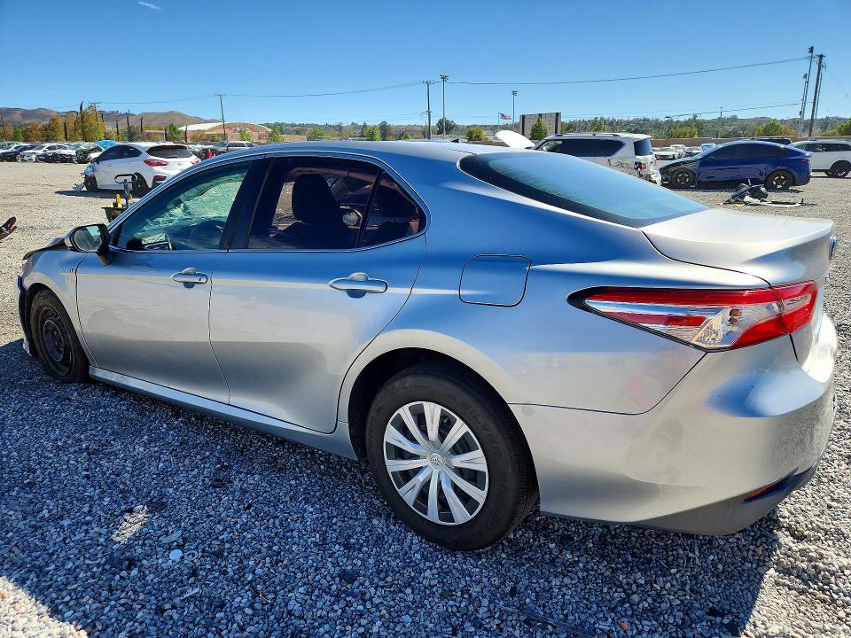 Продажа на аукционе авто 2018 Toyota Camry, vin: 4T1B31HK6JU001901, номер лота: 73108446