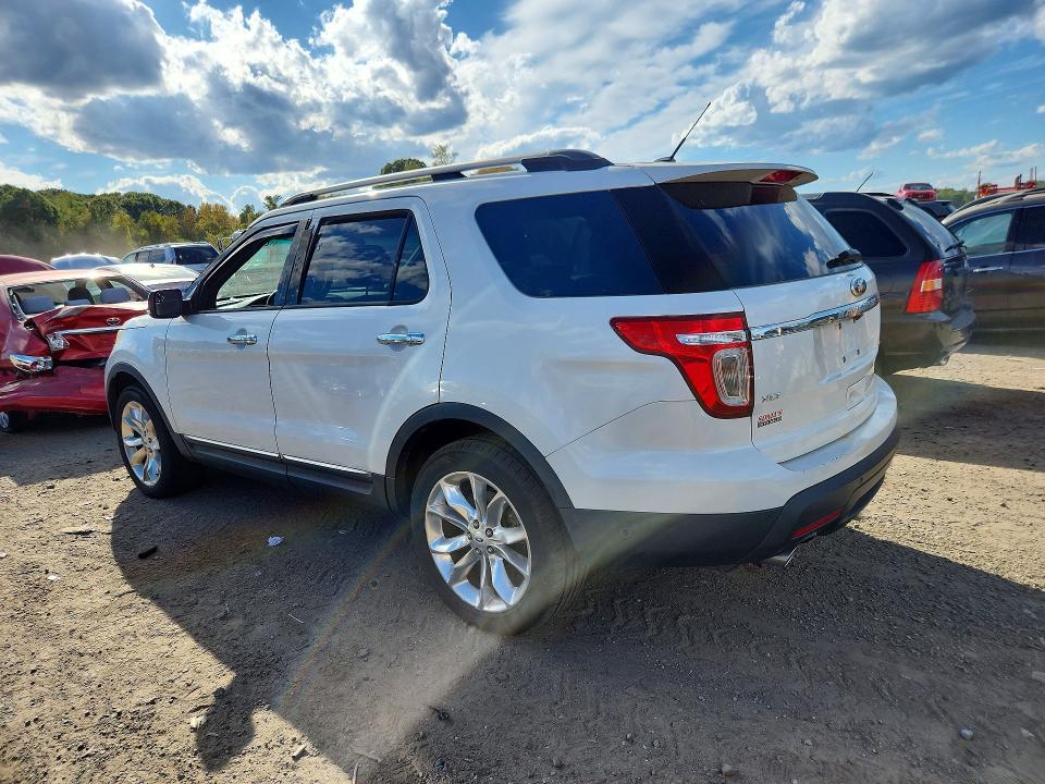 Продажа на аукционе авто 2015 Ford Explorer, vin: 1FM5K8D88FGA00256, номер лота: 72324116