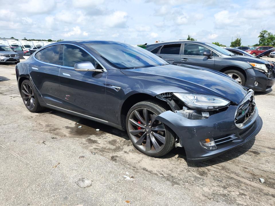 Aukcja sprzedaży 2014 Tesla Model S, vin: 5YJSA1H11EFP59595, numer aukcji: 72501886
