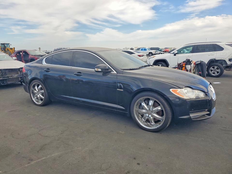 70949066 :رقم المزاد ، SAJWA07C891R22256 vin ، 2009 Jaguar Xf مزاد بيع