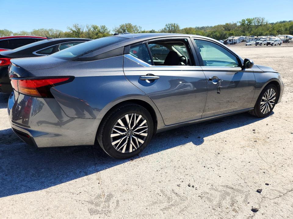 Продаж на аукціоні авто 2026 Nissan Altima, vin: 1N4BL4DV1TN322706, номер лоту: 72576656
