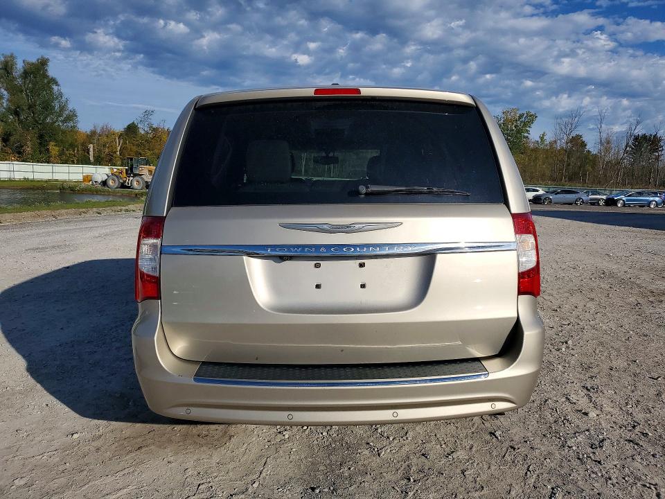 2014 Chrysler Town & Country მანქანა იყიდება აუქციონზე, vin: 2C4RC1CG2ER341278, აუქციონის ნომერი: 71912026