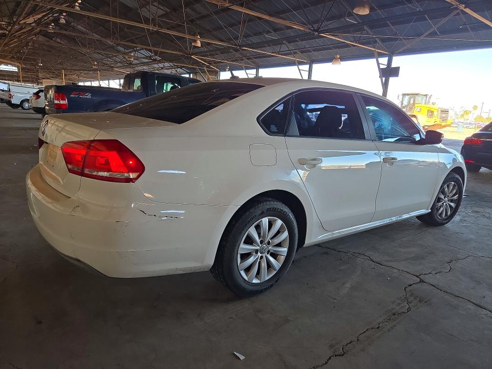 71035856 :رقم المزاد ، 1VWAP7A37DC086488 vin ، 2013 Volkswagen Passat مزاد بيع