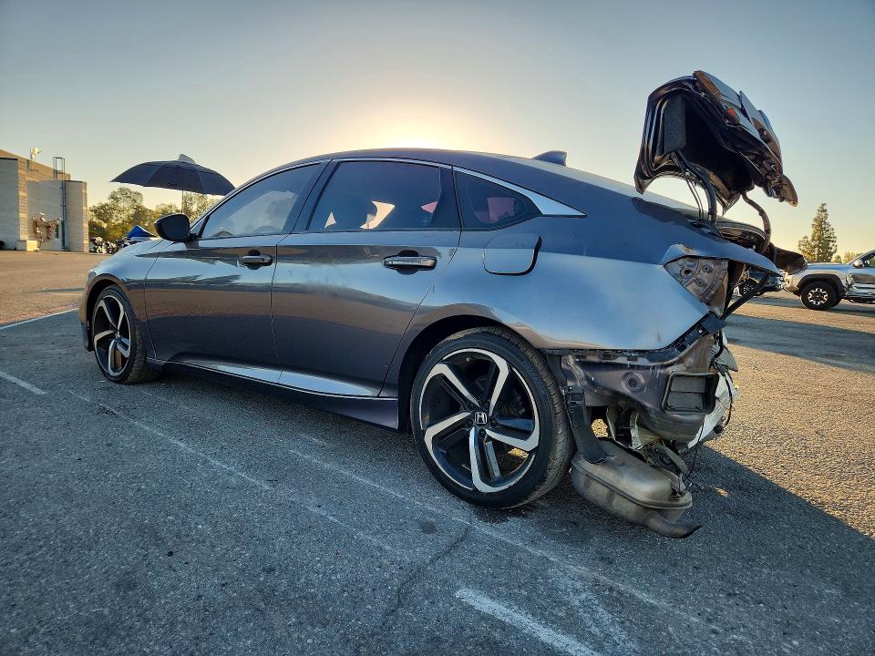 71452786 :رقم المزاد ، 1HGCV1F31LA138507 vin ، 2020 Honda Accord مزاد بيع