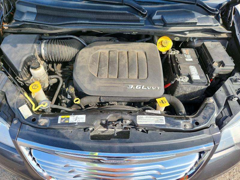 73127666 :رقم المزاد ، 2C4RC1BG5GR187606 vin ، 2016 Chrysler Town & Country مزاد بيع