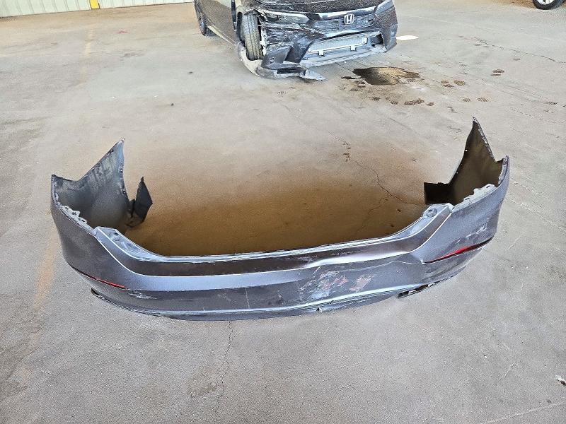 Продажа на аукционе авто 2018 Honda Accord, vin: 1HGCV1F19JA268174, номер лота: 72271166