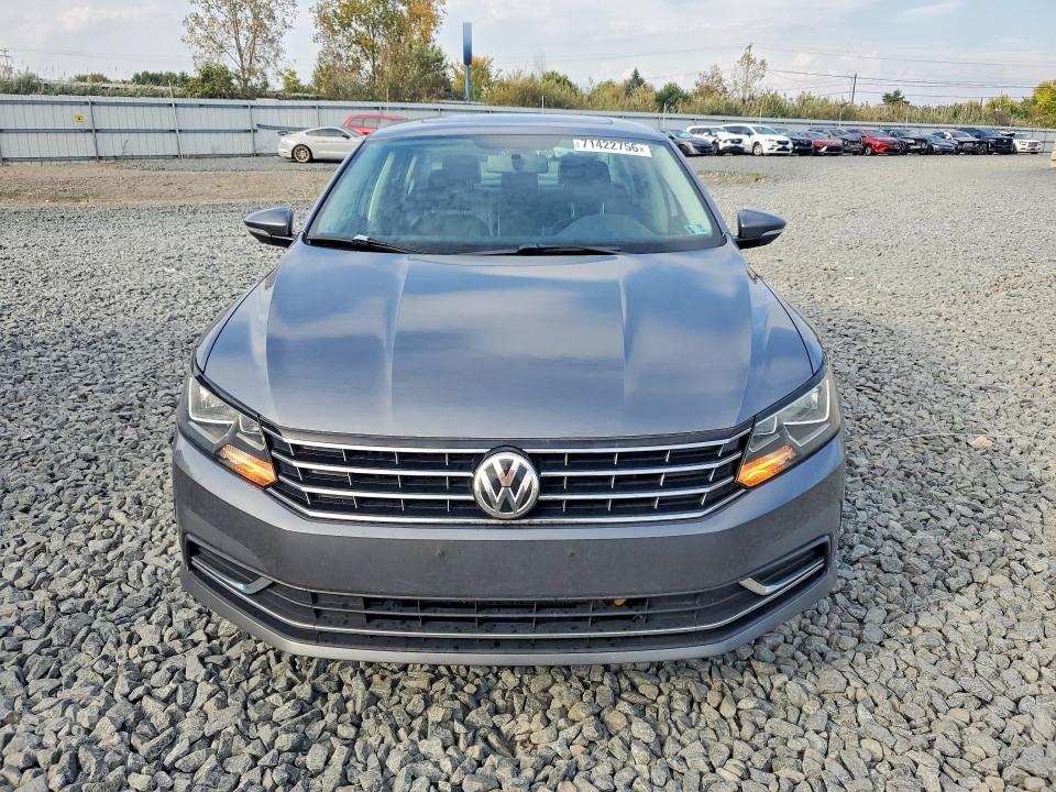 Продажа на аукционе авто 2016 Volkswagen Passat, vin: 1VWBT7A33GC047904, номер лота: 71422756