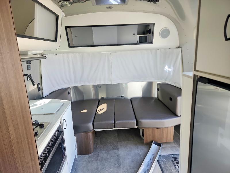 Продаж на аукціоні авто 2022 Airstream Caravel, vin: 1STCMAA18NJ562603, номер лоту: 65305706