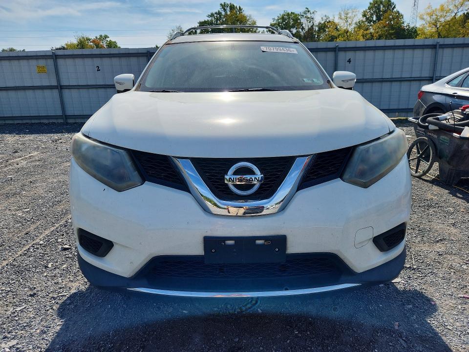 2015 Nissan Rogue მანქანა იყიდება აუქციონზე, vin: 5N1AT2MV6FC895817, აუქციონის ნომერი: 70799436