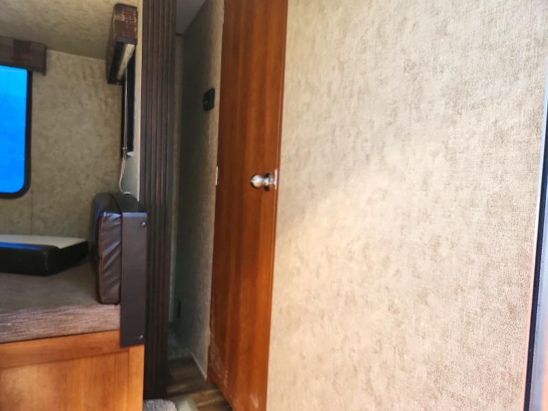 Продажа на аукционе авто 2018 Primetime Avenger, vin: 5ZT2AVSB7JB916308, номер лота: 71321626