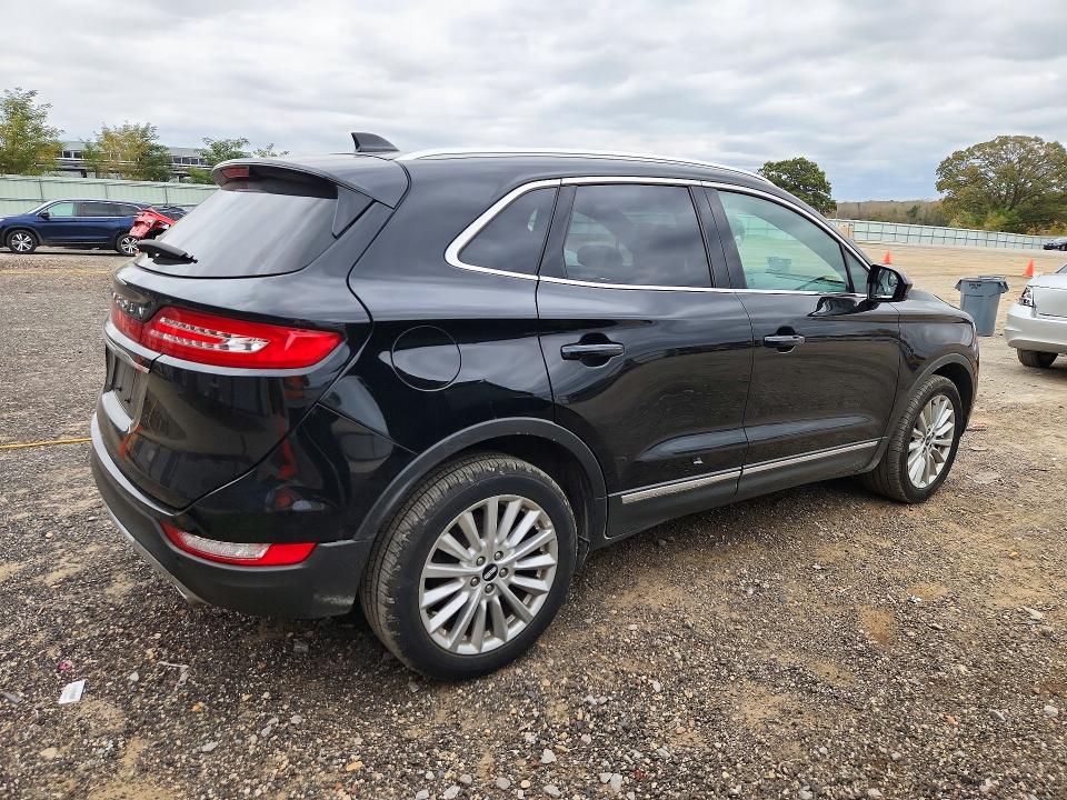 Продаж на аукціоні авто 2019 Lincoln Mkc, vin: 5LMCJ1D94KUL44637, номер лоту: 73339096