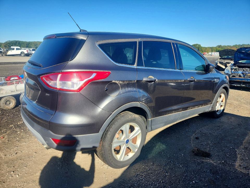 Продажа на аукционе авто 2015 Ford Escape, vin: 1FMCU0G70FUB13917, номер лота: 71890076