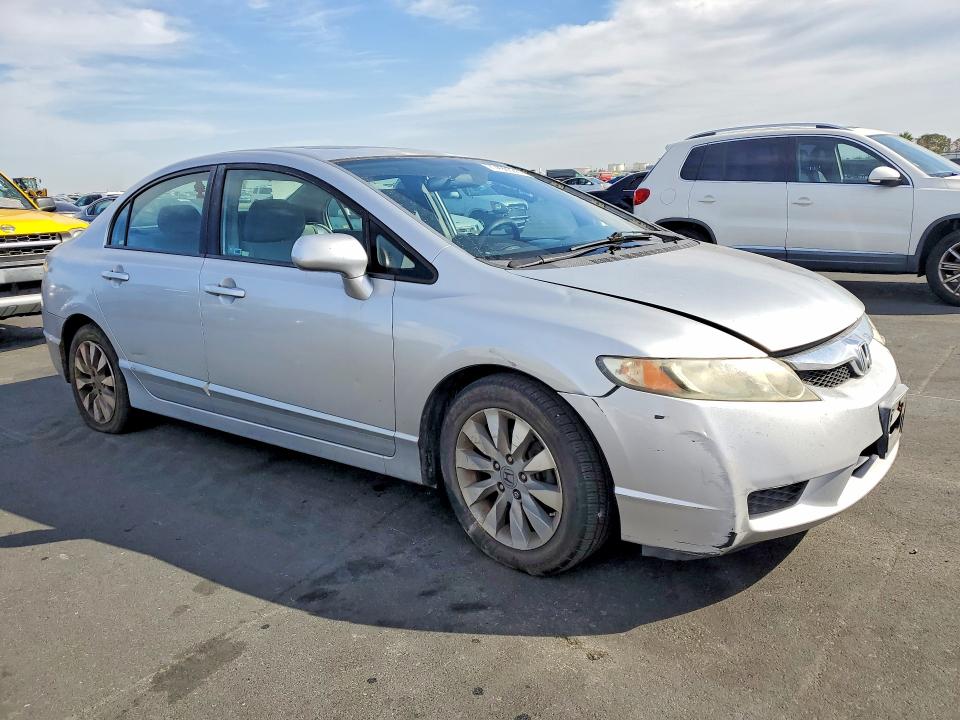 71498536 :رقم المزاد ، 2HGFA1F88BH521316 vin ، 2011 Honda Civic مزاد بيع