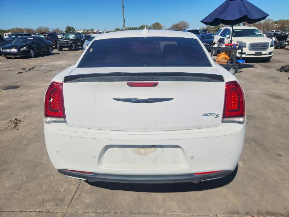 2018 Chrysler 300 მანქანა იყიდება აუქციონზე, vin: 2C3CCABG2JH243654, აუქციონის ნომერი: 71772156