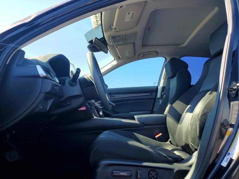 Продаж на аукціоні авто 2018 Honda Accord, vin: 1HGCV1F4XJA013575, номер лоту: 72526206
