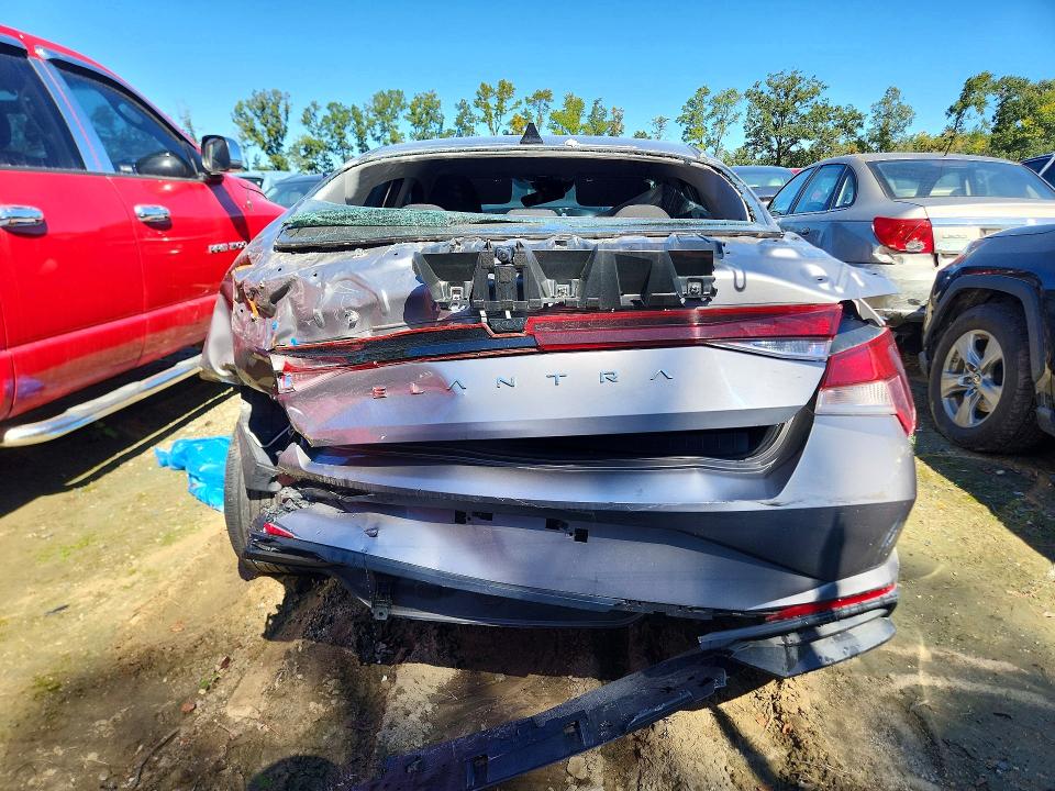 2023 Hyundai Elantra მანქანა იყიდება აუქციონზე, vin: KMHLS4AG4PU411992, აუქციონის ნომერი: 66258606