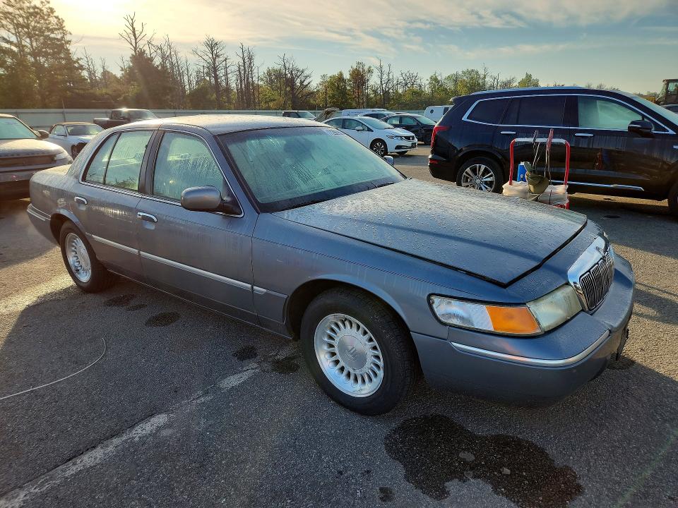71286966 :رقم المزاد ، 2MEFM75W4XX702448 vin ، 1999 Mercury Grand Marquis مزاد بيع