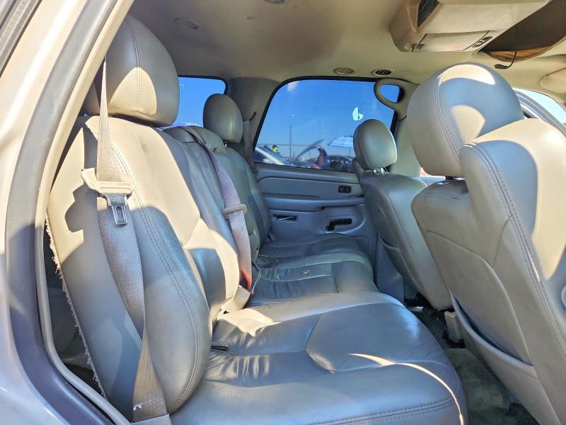 71002946 :رقم المزاد ، 1GNEC13T74R273910 vin ، 2004 Chevrolet Tahoe مزاد بيع