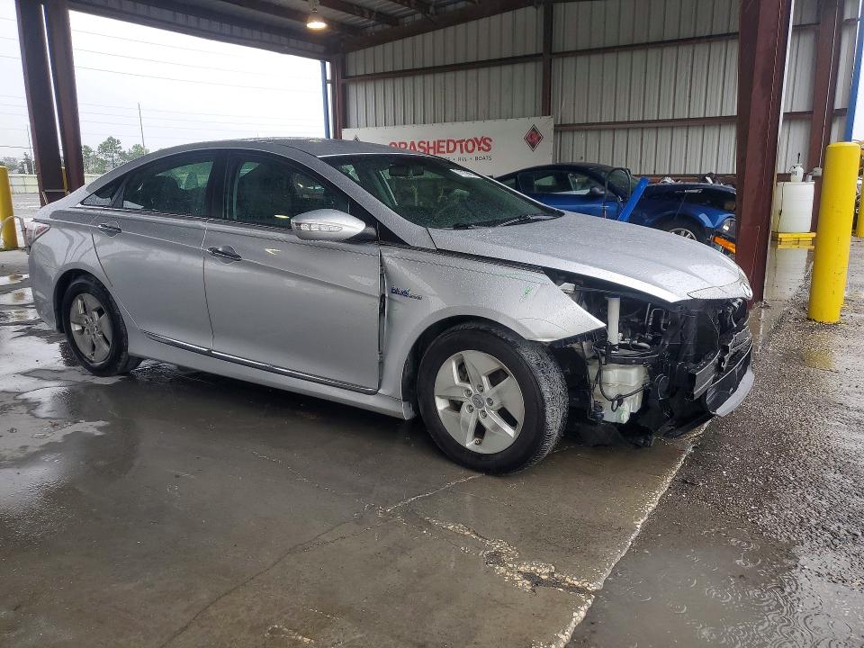 Auction sale of the 2011 Hyundai Sonata, vin: KMHEC4A44BA005152, lot number: 71912866