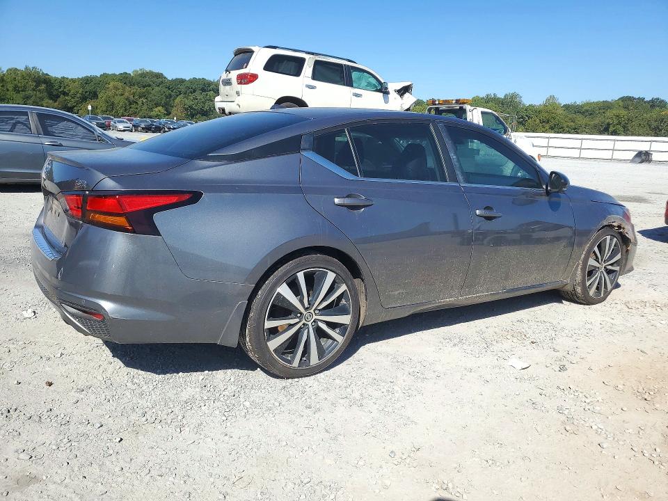 71748146 :رقم المزاد ، 1N4BL4CV4MN361440 vin ، 2021 Nissan Altima مزاد بيع
