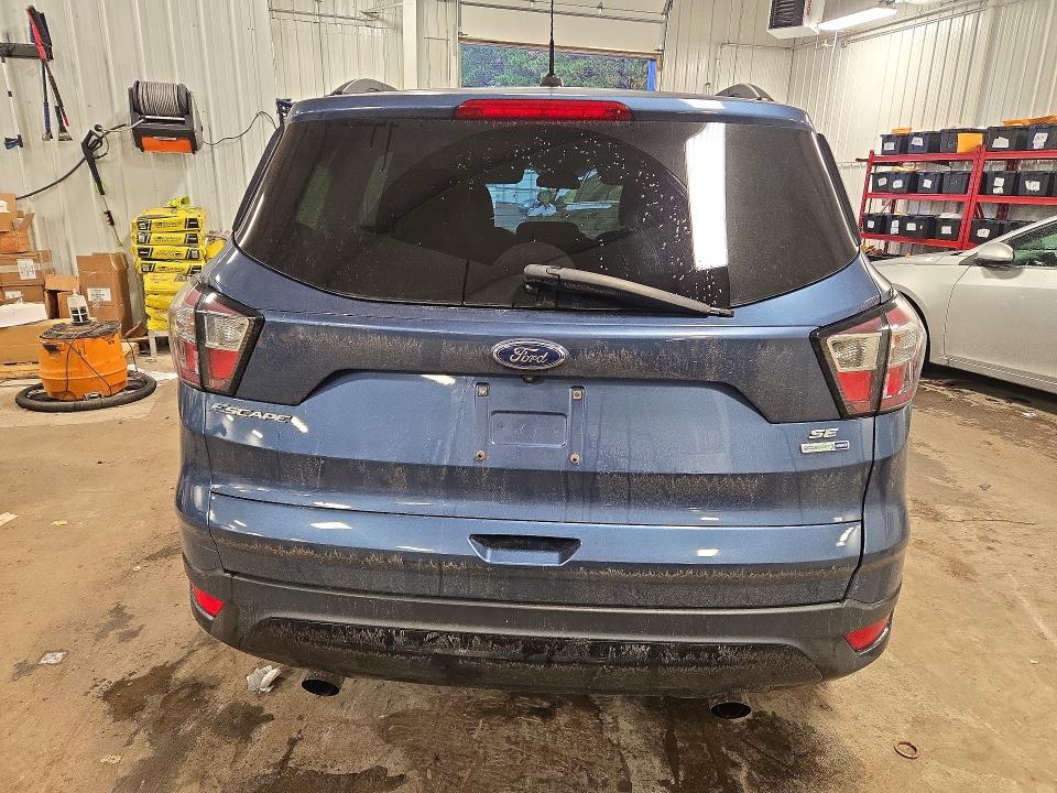 Продажа на аукционе авто 2018 Ford Escape, vin: 1FMCU9GD0JUA72093, номер лота: 73308286