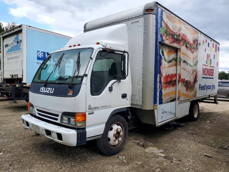 73678336 :رقم المزاد ، 4KLC4B1R53J801449 vin ، 2003 Isuzu Npr مزاد بيع