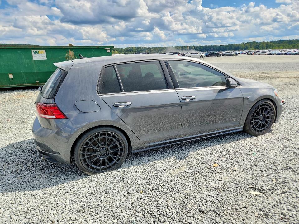 2018 Volkswagen Golf R მანქანა იყიდება აუქციონზე, vin: WVWWF7AU6JW184992, აუქციონის ნომერი: 71503236