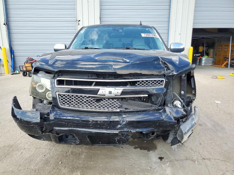 2008 Chevrolet Tahoe მანქანა იყიდება აუქციონზე, vin: 1GNFC13028R187405, აუქციონის ნომერი: 72697296
