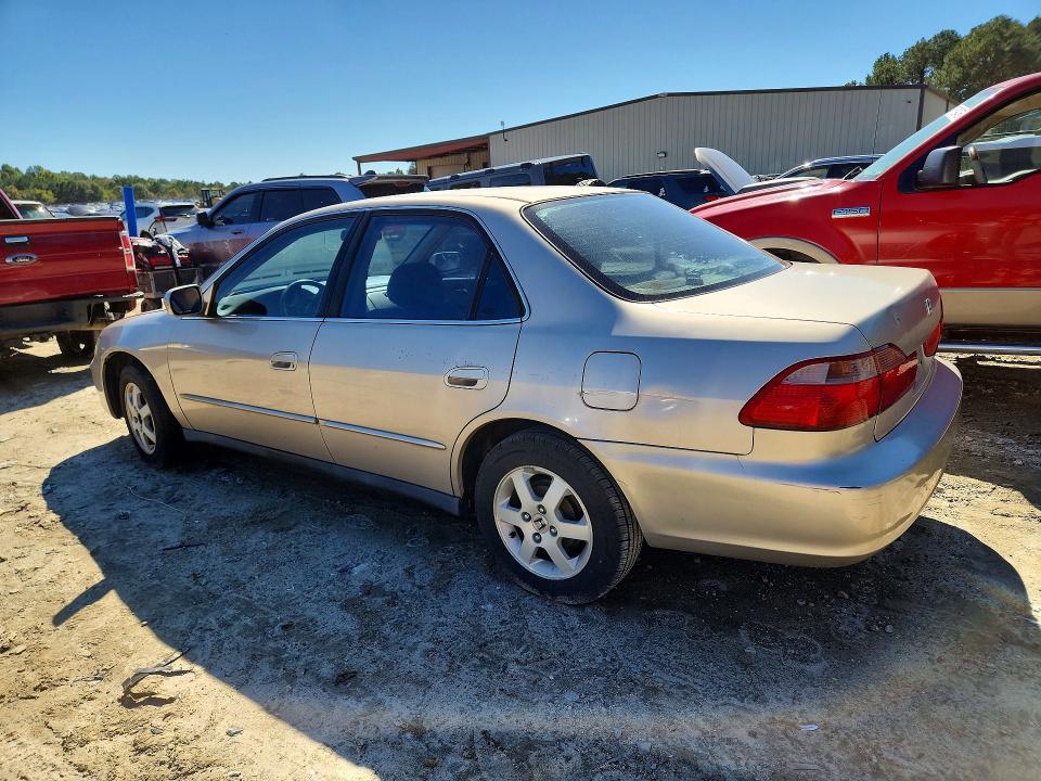 Aukcja sprzedaży 2000 Honda Accord, vin: 1HGCG6693YA075154, numer aukcji: 71571336