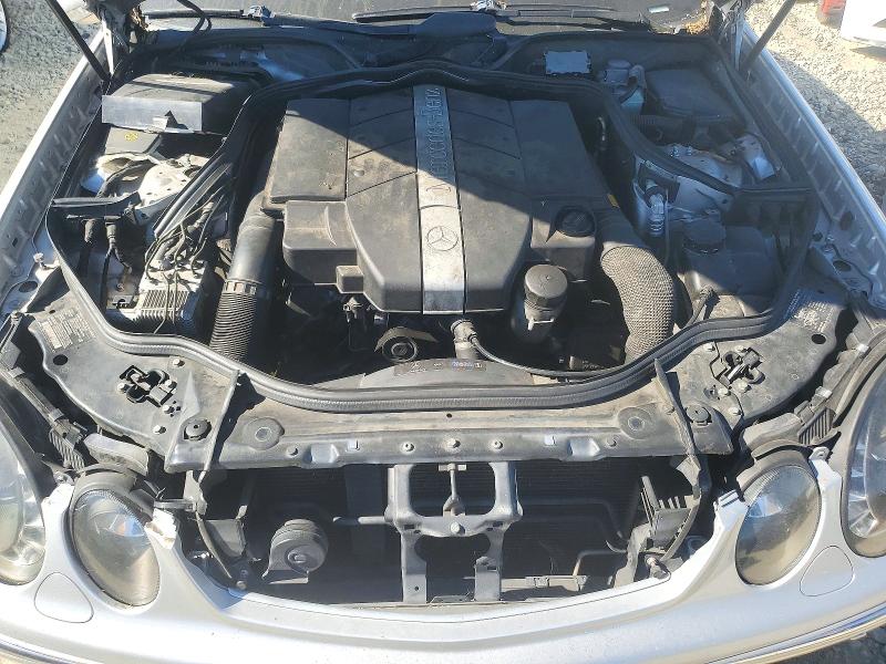 2003 Mercedes-benz E მანქანა იყიდება აუქციონზე, vin: WDBUF65J03A046736, აუქციონის ნომერი: 71748276