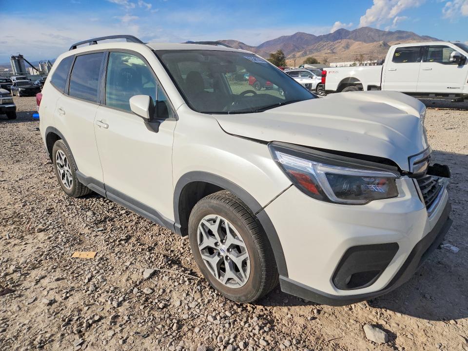 Продажа на аукционе авто 2021 Subaru Forester, vin: JF2SKAFC4MH429693, номер лота: 72031486