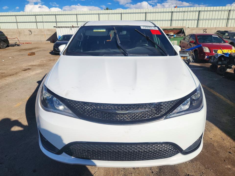 72950016 :رقم المزاد ، 2C4RC1FG5LR238123 vin ، 2020 Chrysler Pacifica مزاد بيع