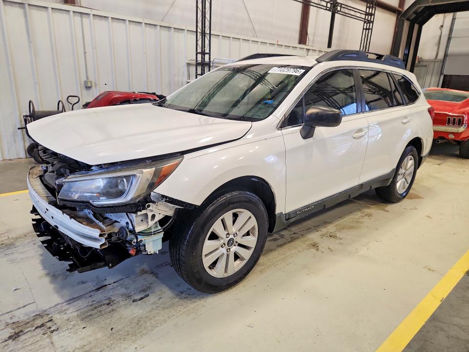 71029796 :رقم المزاد ، 4S4BSAAC9J3363698 vin ، 2018 Subaru Outback مزاد بيع