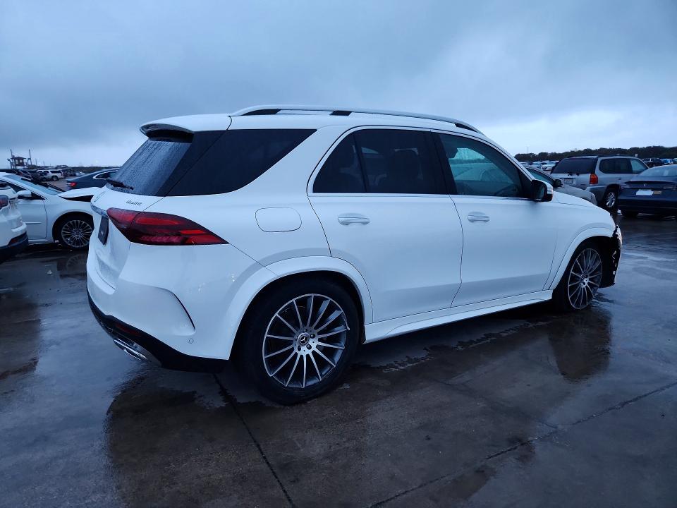 Продажа на аукционе авто 2024 Mercedes-benz Gle, vin: 4JGFB5KB8RB165789, номер лота: 71266266