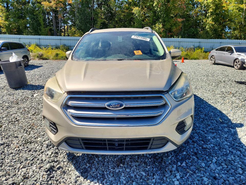 Продажа на аукционе авто 2018 Ford Escape, vin: 1FMCU9GD4JUA88572, номер лота: 71914986
