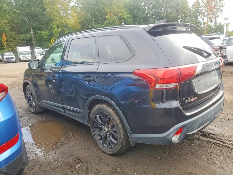 Auction sale of the 2018 Mitsubishi Outlander, vin: JA4AZ3A32JZ049597, lot number: 71421016