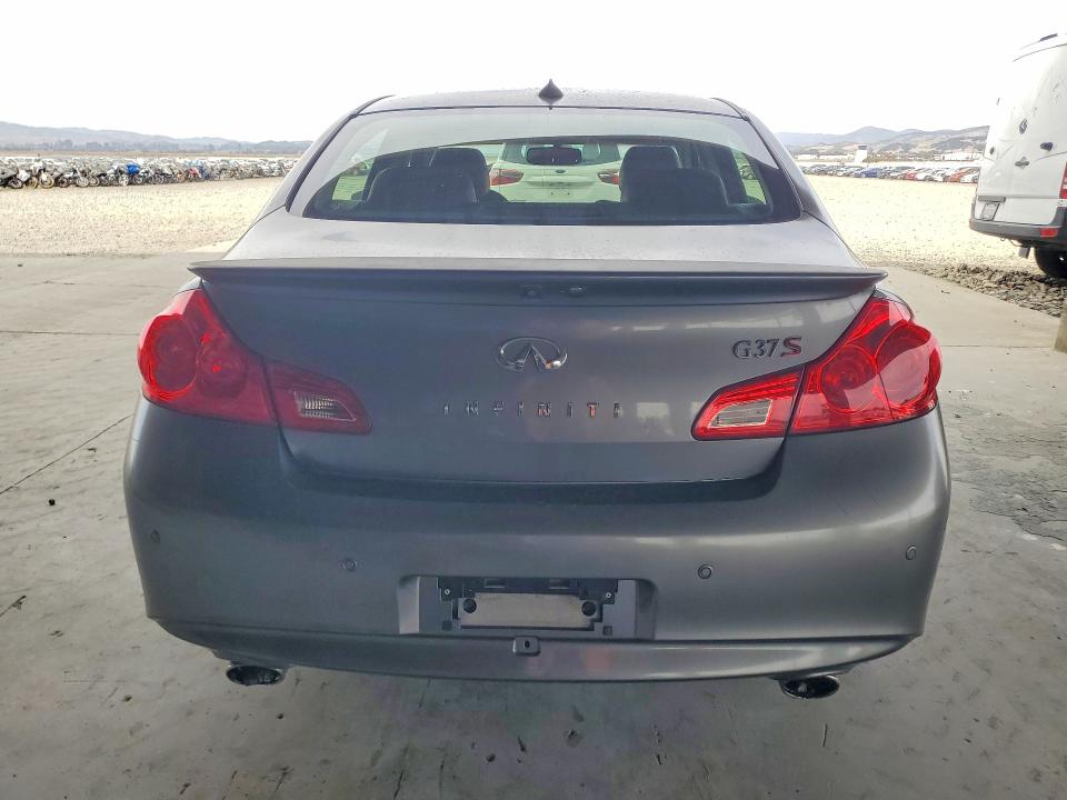 2010 Infiniti G37 Sedan მანქანა იყიდება აუქციონზე, vin: JN1CV6AP7AM404049, აუქციონის ნომერი: 71761676
