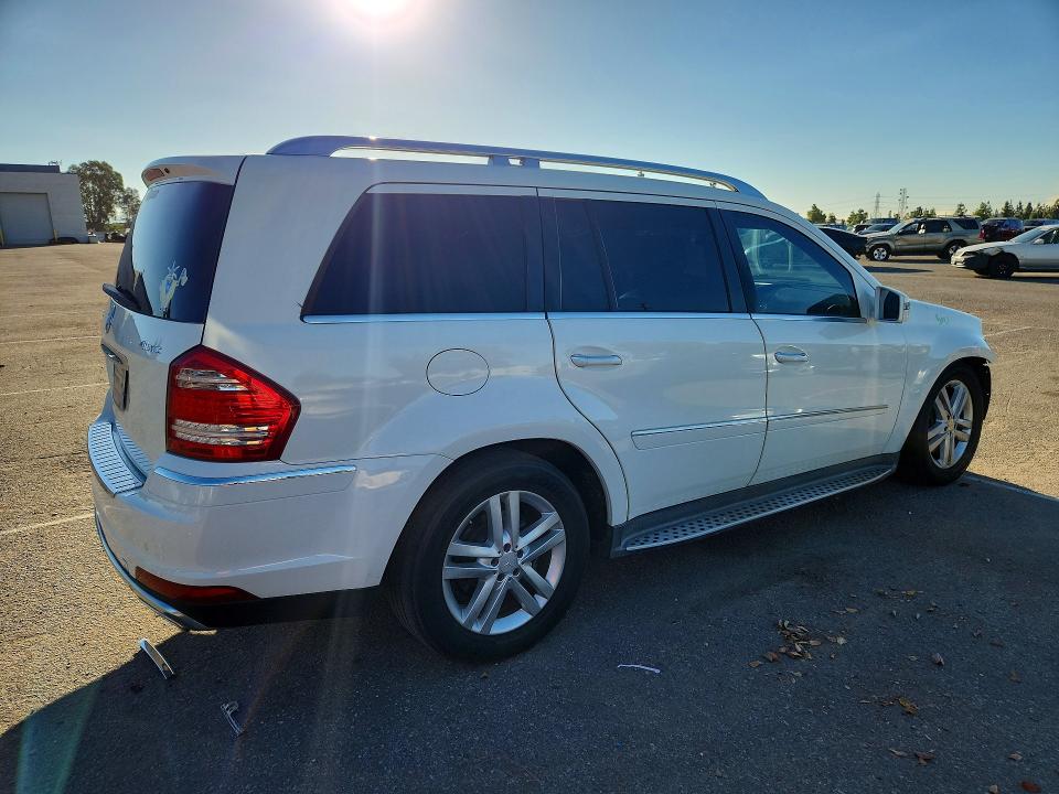 2011 Mercedes-benz Gl მანქანა იყიდება აუქციონზე, vin: 4JGBF7BE6BA739679, აუქციონის ნომერი: 72626956