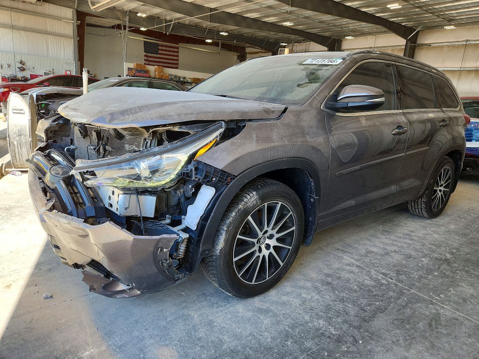 Aukcja sprzedaży 2018 Toyota Highlander, vin: 5TDJZRFH0JS552852, numer aukcji: 72125766