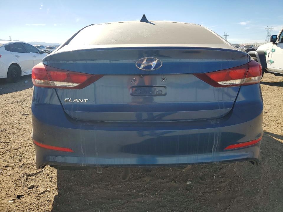 2017 Hyundai Elantra მანქანა იყიდება აუქციონზე, vin: 5NPD84LF4HH190997, აუქციონის ნომერი: 71215636