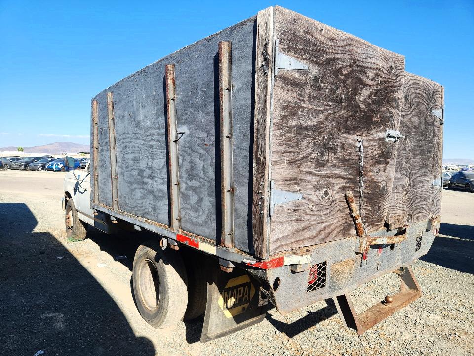 71628646 :رقم المزاد ، 2FDJF37G0NCB00523 vin ، 1992 Ford F350 مزاد بيع
