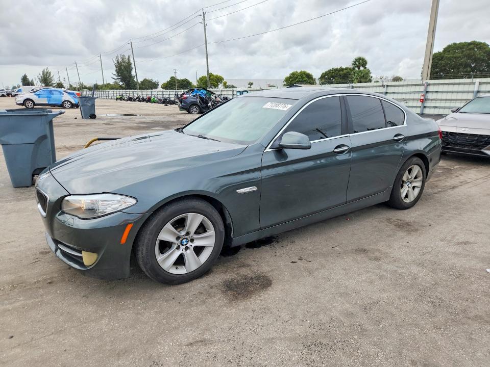 2011 Bmw 528 მანქანა იყიდება აუქციონზე, vin: WBAFR1C58BC740102, აუქციონის ნომერი: 71288776