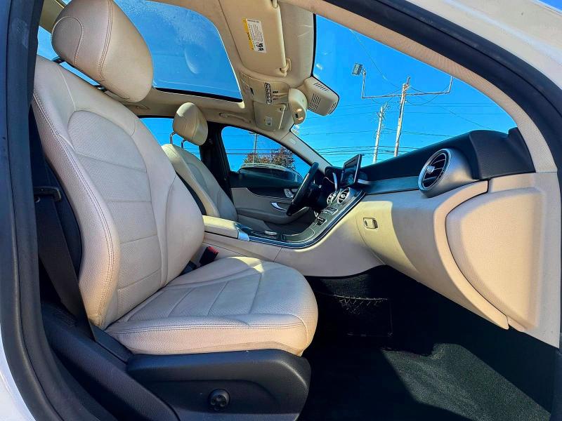 Продаж на аукціоні авто 2017 Mercedes-benz C, vin: 55SWF4KB8HU204720, номер лоту: 72452966