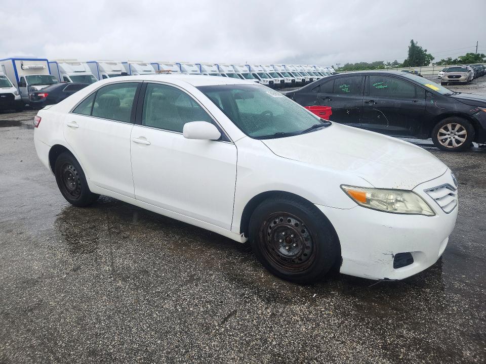 2011 Toyota Camry მანქანა იყიდება აუქციონზე, vin: 4T4BF3EK1BR098892, აუქციონის ნომერი: 71951216
