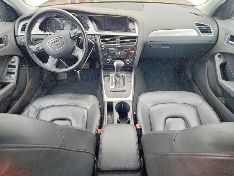 Продажа на аукционе авто 2015 Audi A4, vin: WAUBFAFL4FN032098, номер лота: 70938306
