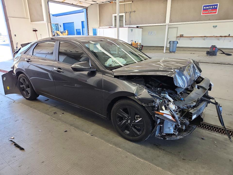 Продажа на аукционе авто 2021 Hyundai Elantra, vin: 5NPLM4AG0MH044013, номер лота: 72168416