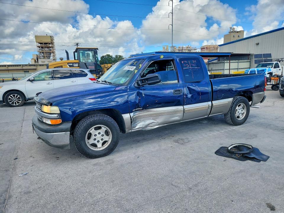 Продаж на аукціоні авто 2000 Chevrolet Silverado, vin: 2GCEC19TXY1265993, номер лоту: 71195246