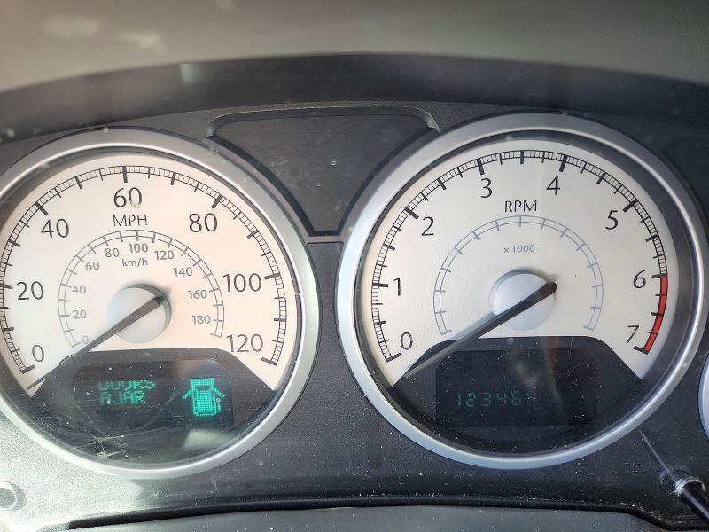 70302466 :رقم المزاد ، 2A4RR5DX1AR141565 vin ، 2010 Chrysler Town & Country مزاد بيع