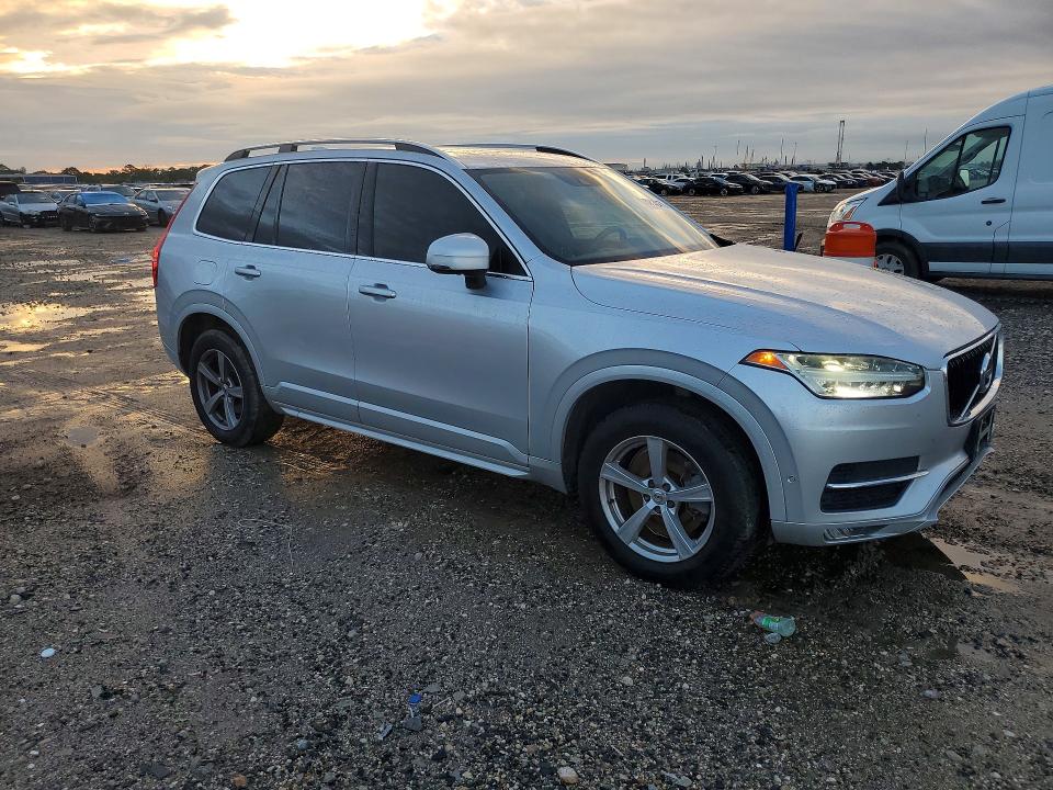 2017 Volvo Xc90 მანქანა იყიდება აუქციონზე, vin: YV4102KK7H1105586, აუქციონის ნომერი: 70149476